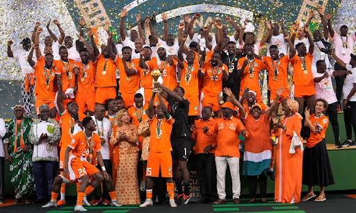 Đánh bại Nigeria, Bờ Biển Ngà vô địch CAN 2023 với... 2 đời HLV - Ảnh 2