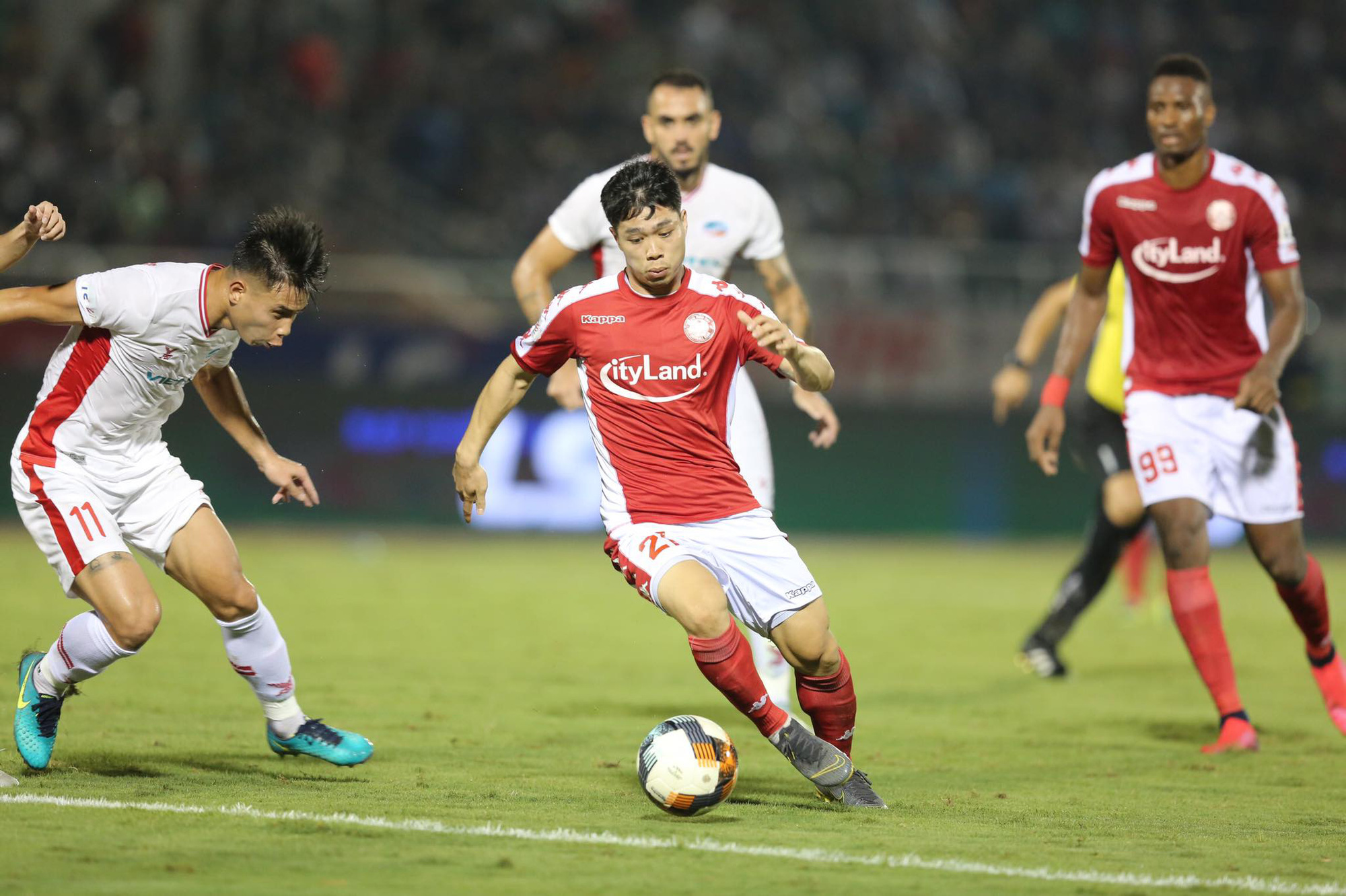 TOP 10 Instat V-League 2020: Công Phượng số 2, ai là số 1? TOP 10 Instat V-League 2020: Công Phượng số 2, ai là số 1?