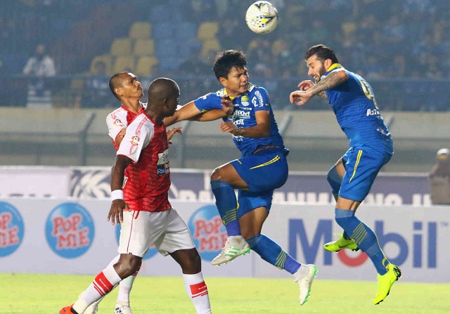 Phân tích tỷ lệ Persipura Jayapura vs Persib Bandung, 18h30 ngày 23/9 Phân tích tỷ lệ Persipura Jayapura vs Persib Bandung, 18h30 ngày 23/9