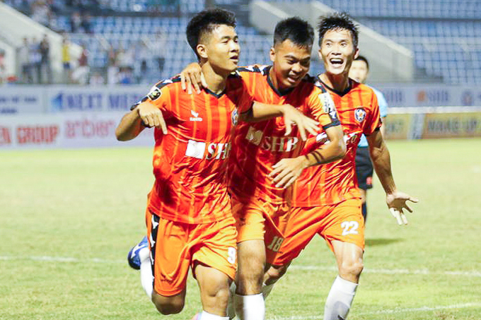 SHB Đà Nẵng 2-0 TP.HCM: Đức Chinh nổ súng, Đà Nẵng thắng trận sân nhà thứ 4 liên tiếp