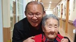 Mẹ của HLV Park Hang Seo qua đời ở tuổi 102