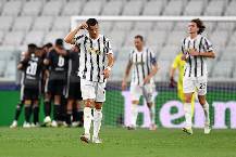 Juventus chính thức thành cựu vương Serie A